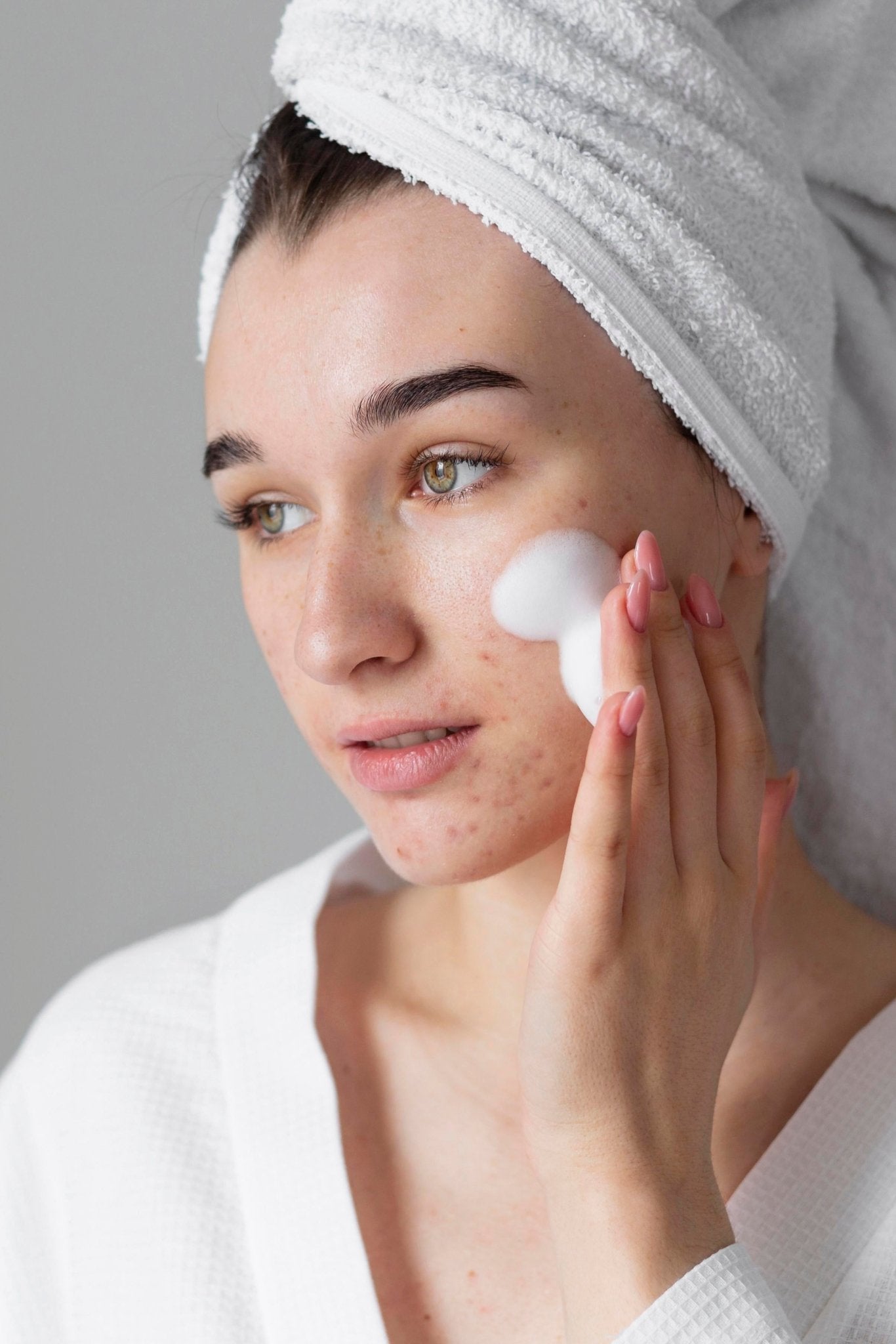 Mousse nettoyante visage – Démaquille & Adoucit - PURÄLYS PARIS